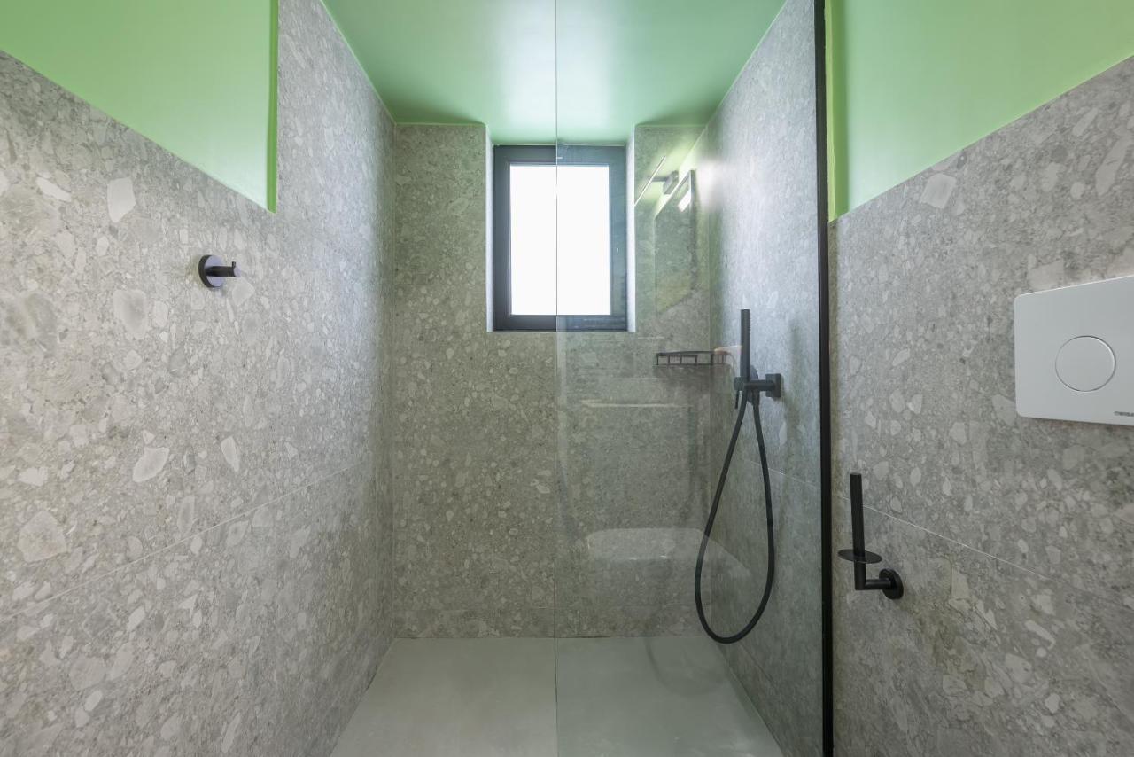 Comfy And Modern Apartment Atena Exterior foto