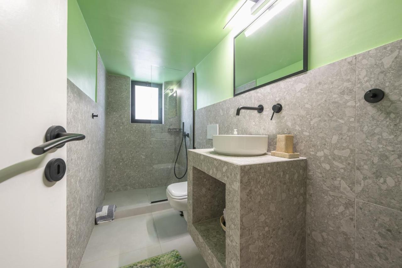 Comfy And Modern Apartment Atena Exterior foto